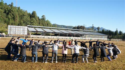 凝聚團(tuán)隊、感恩前行—鳳凰保集拓展活動
